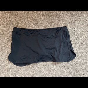 Athleta swim skirt large